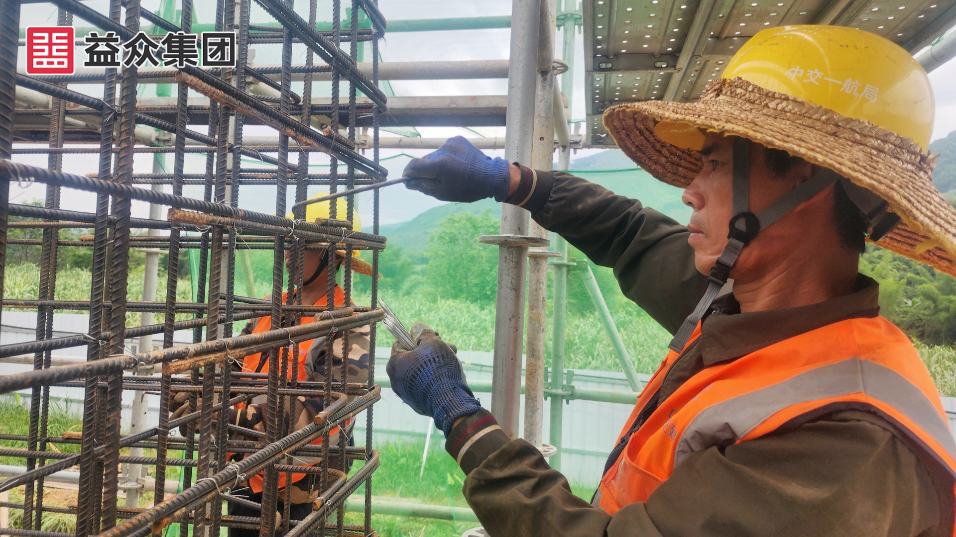 穩(wěn)壓配水井墻筋綁扎 穩(wěn)壓配水井墻筋綁扎